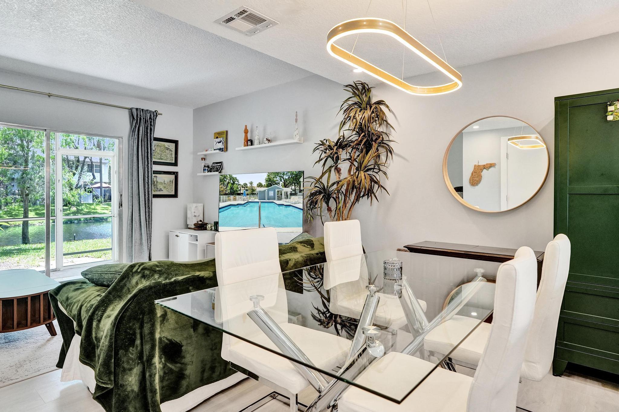 201 Southwest 3rd Street, Unit 201 Pompano Beach, FL 33060 - Photo 18 of 42 DSC02321