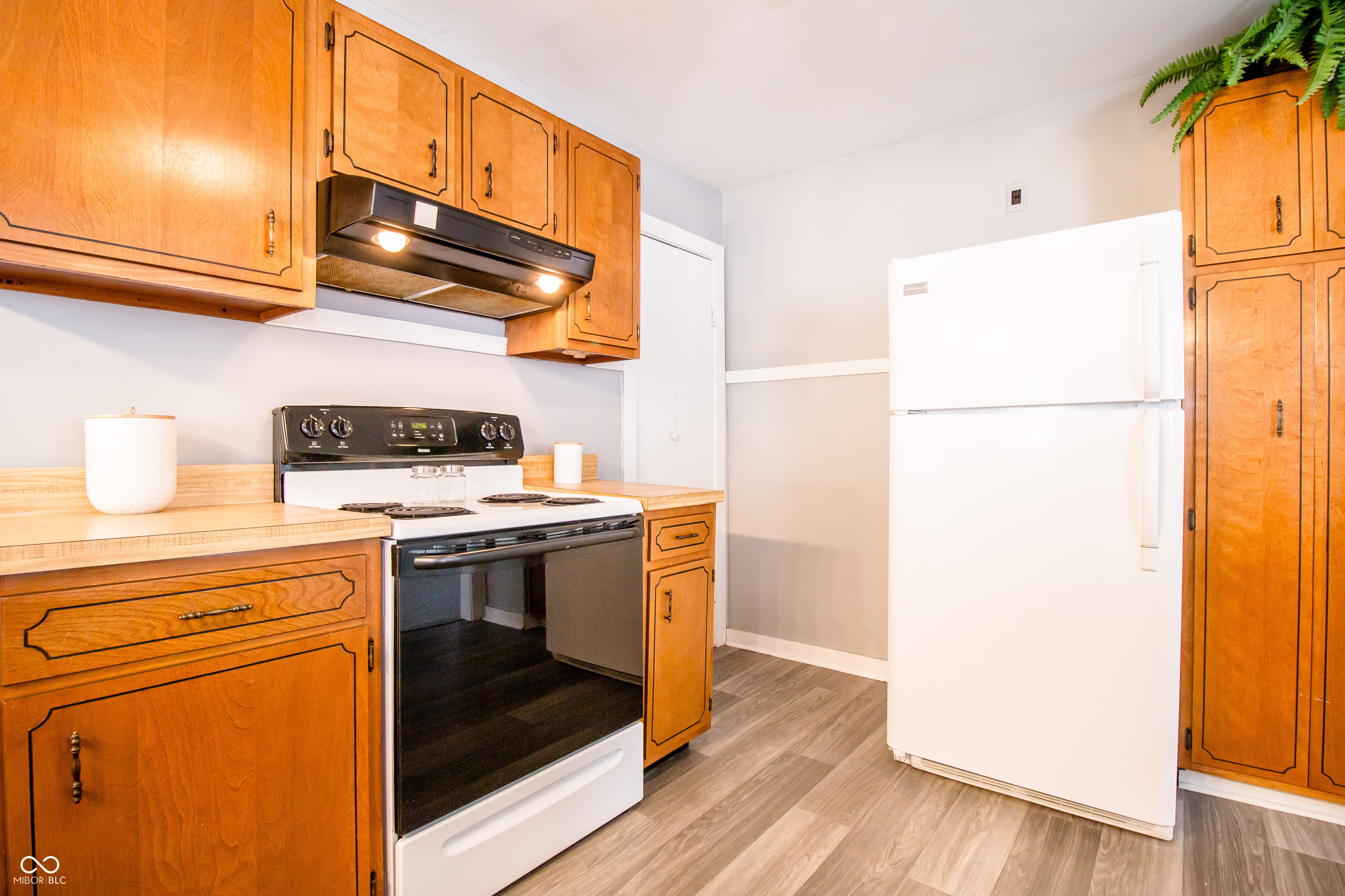 1607 25th Street Columbus, IN 47201 - Photo 12 of 29