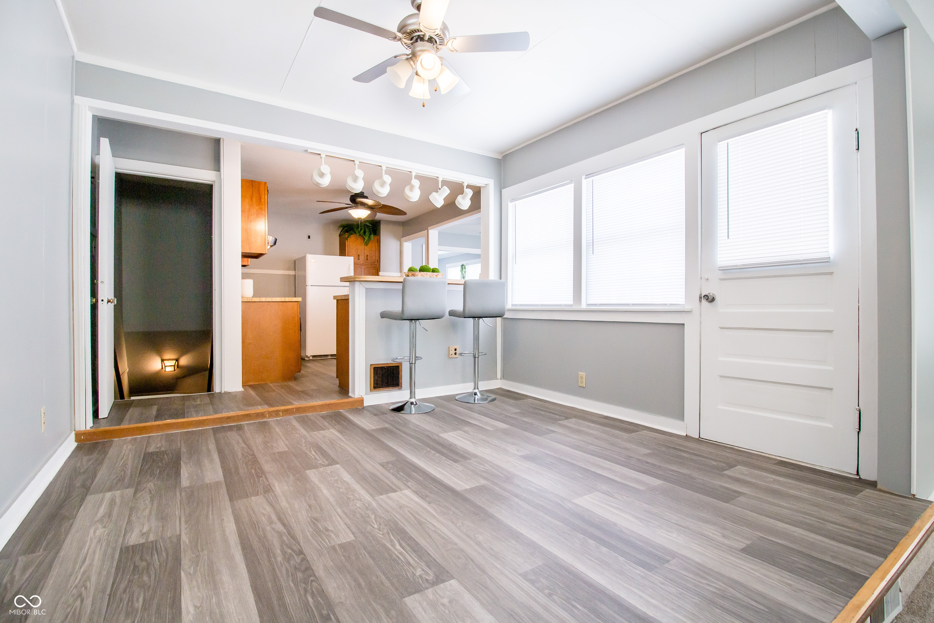 1607 25th Street Columbus, IN 47201 - Photo 9 of 29