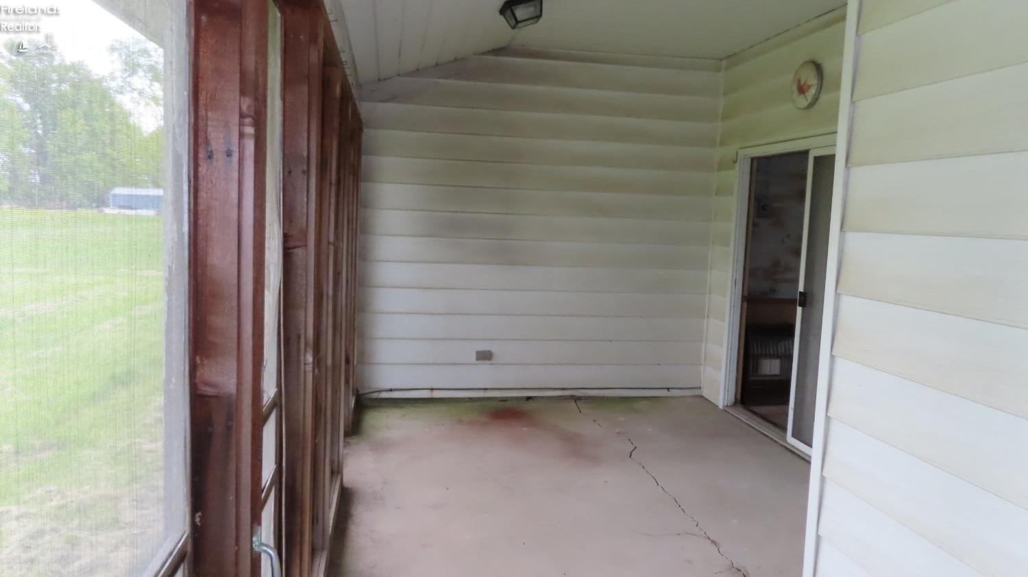 95 South River Bend Road Port Clinton, OH 43452 - Photo 9 of 23 Gallery Image 9