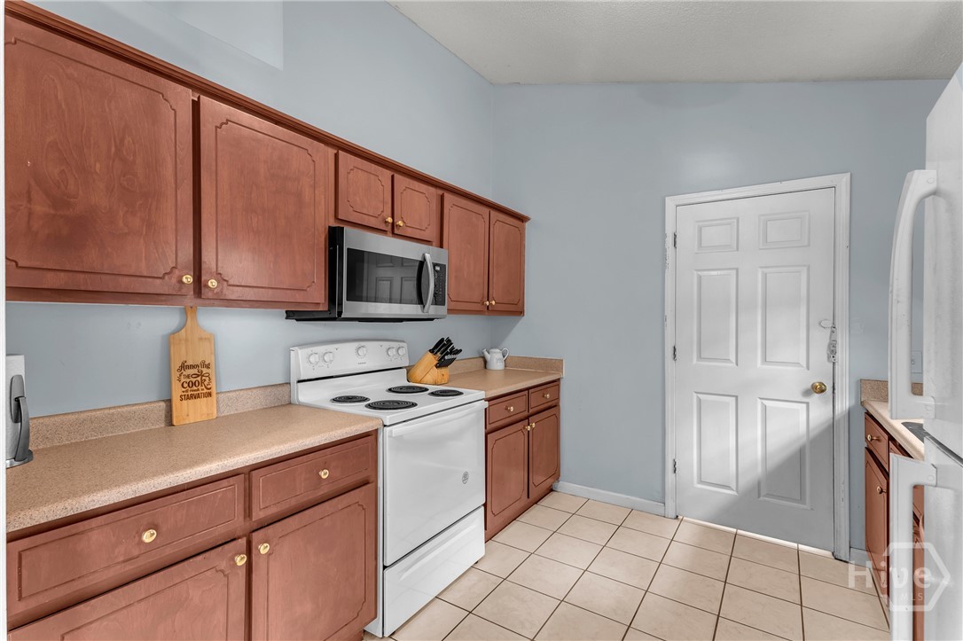 202 Stag Road Springfield, GA 31329 - Photo 11 of 29 Kitchen
