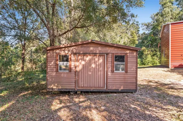 $549,900 | 15670 East Highway 25, Weirsdale, FL 32195