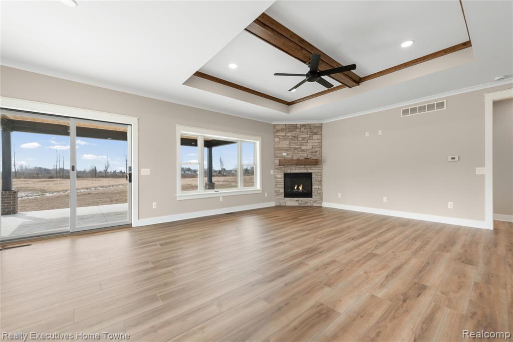 26850 Irwin Road Richmond, MI 48062 - Photo 11 of 47