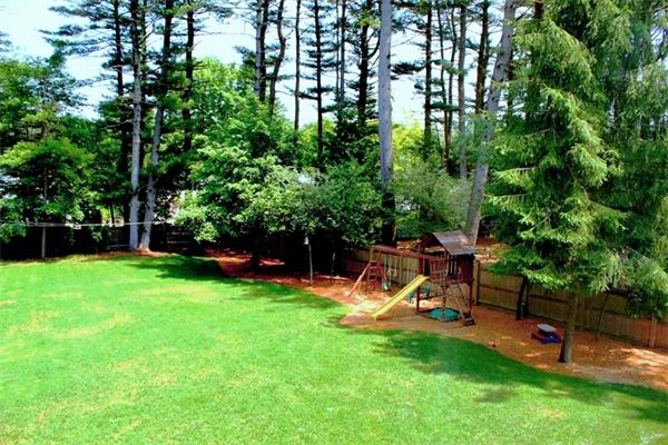 71 Phillips Road Lynnfield, MA 01940 - Photo 27 of 30 Gallery Image 27