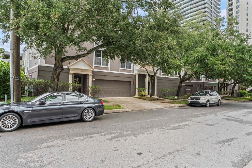 3011 West Mason Street, Unit B Tampa, FL 33629 - Photo 2 of 42 a car parked in front of a house