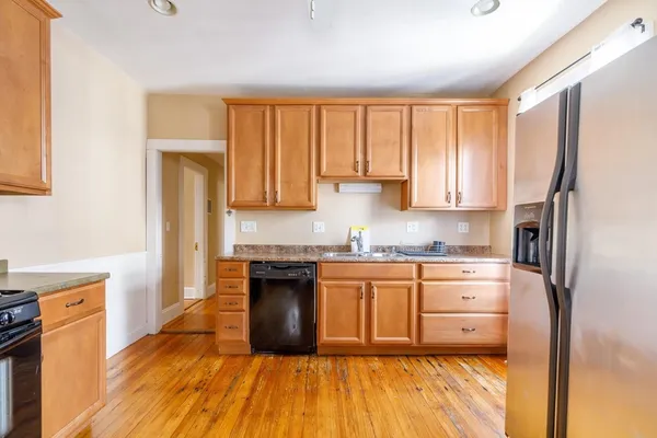 $4,100 | 24 Willis Street, Unit 3, Boston, MA 02125