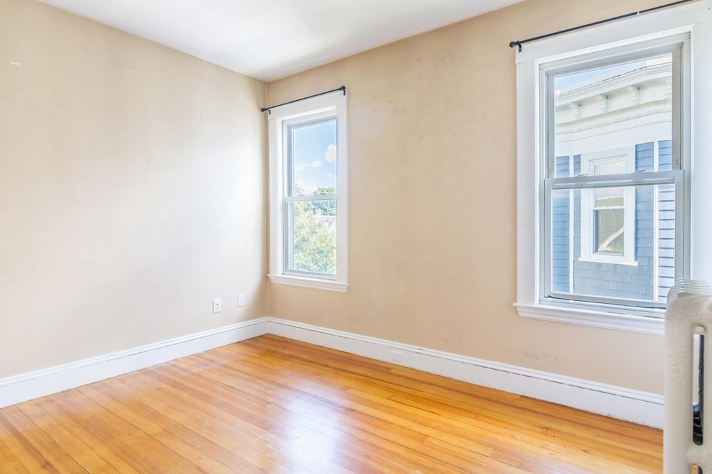 24 Willis Street, Unit 3 Boston, MA 02125 - Photo 9 of 16