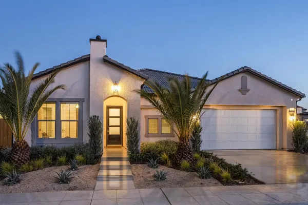 $788,000 | 7271 West Ashcroft Avenue, Fresno, CA 93723