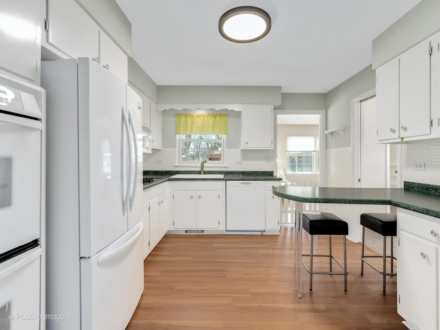 417 East Naperville Road Clarendon Hills, IL 60514 - Photo 15 of 26