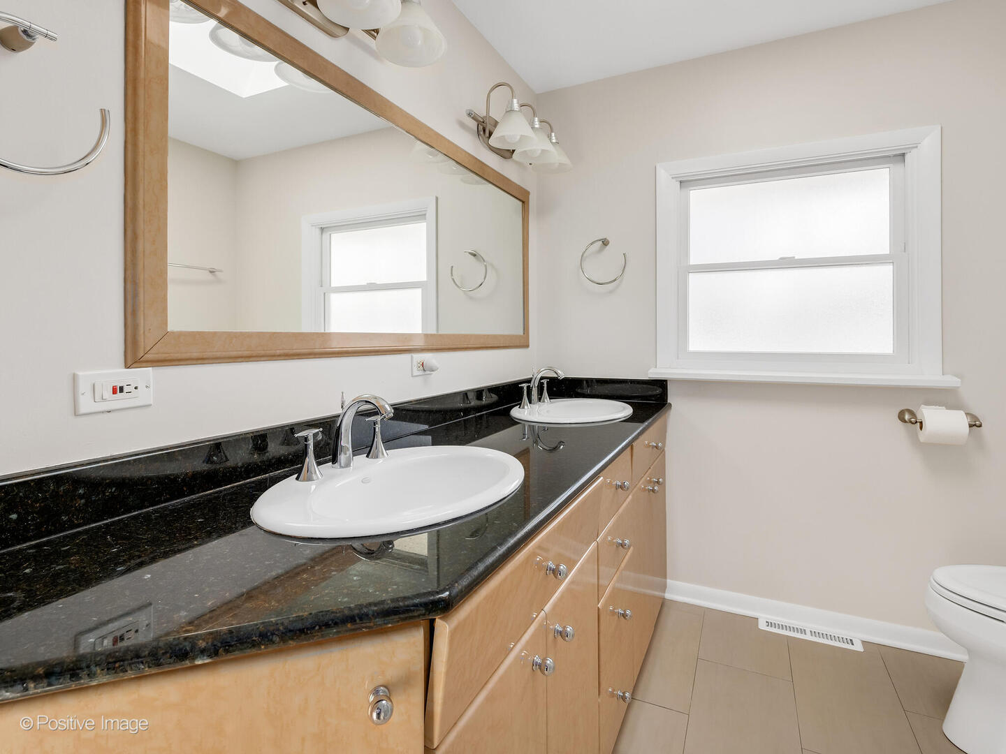 417 East Naperville Road Clarendon Hills, IL 60514 - Photo 18 of 26