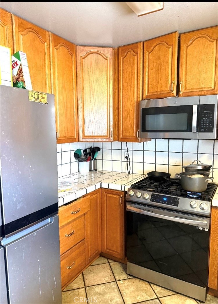 4264 Donald Avenue Riverside, CA 92503 - Photo 4 of 8