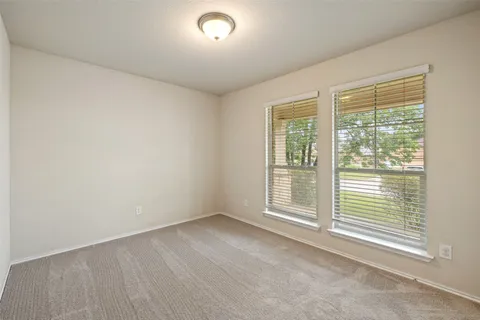 $255,000 | 5586 Perdita Drive, Belton, TX 76513