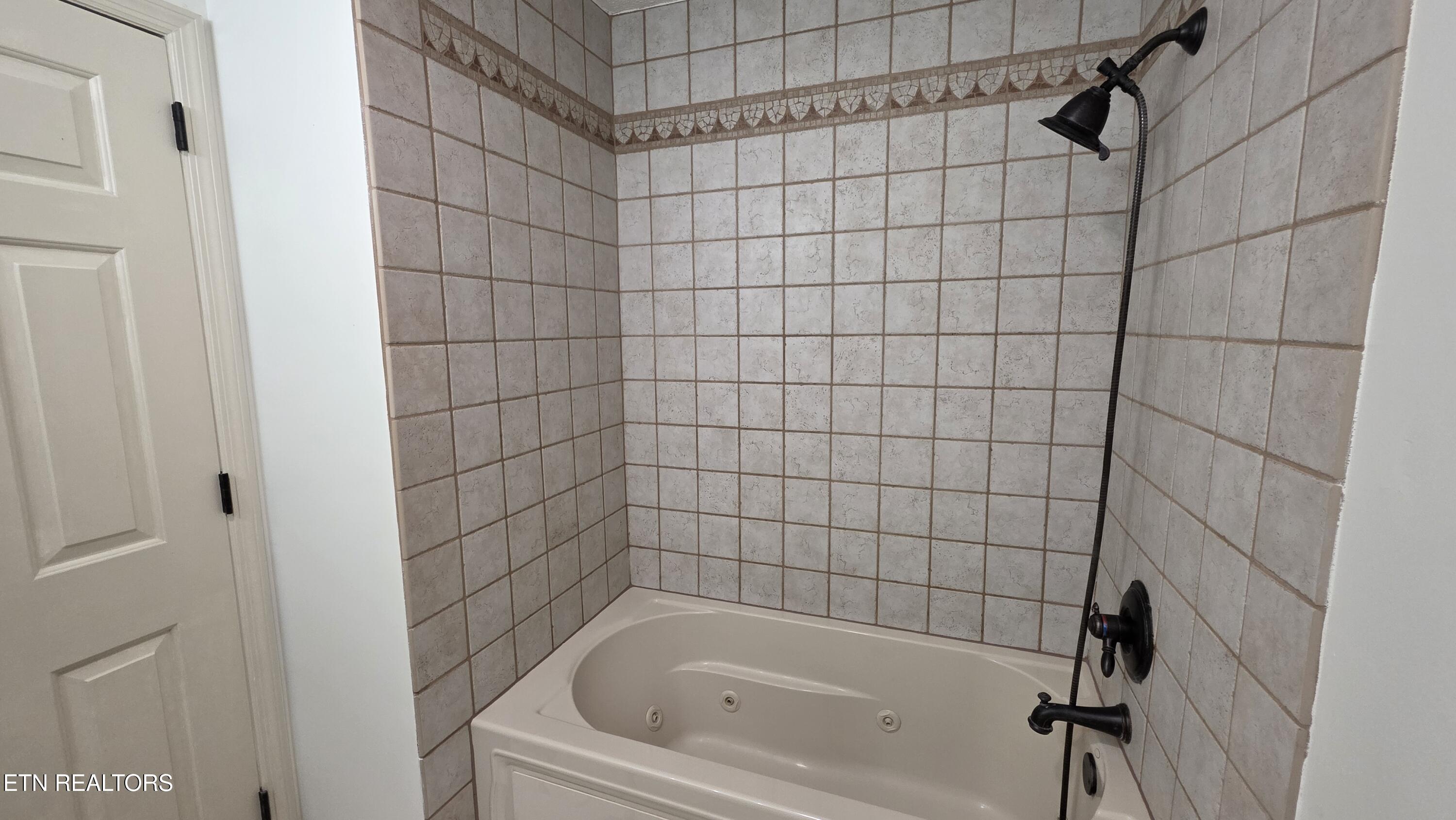 1135 West Outer Drive Oak Ridge, TN 37830 - Photo 30 of 59 1000007248