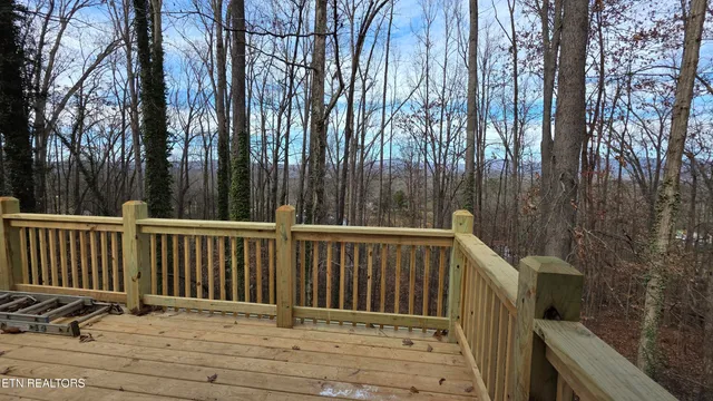 $525,000 | 1135 West Outer Drive, Oak Ridge, TN 37830