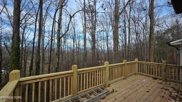 $525,000 | 1135 West Outer Drive, Oak Ridge, TN 37830