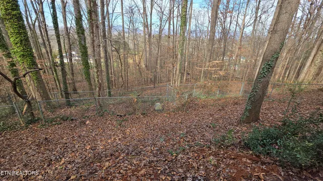 $525,000 | 1135 West Outer Drive, Oak Ridge, TN 37830