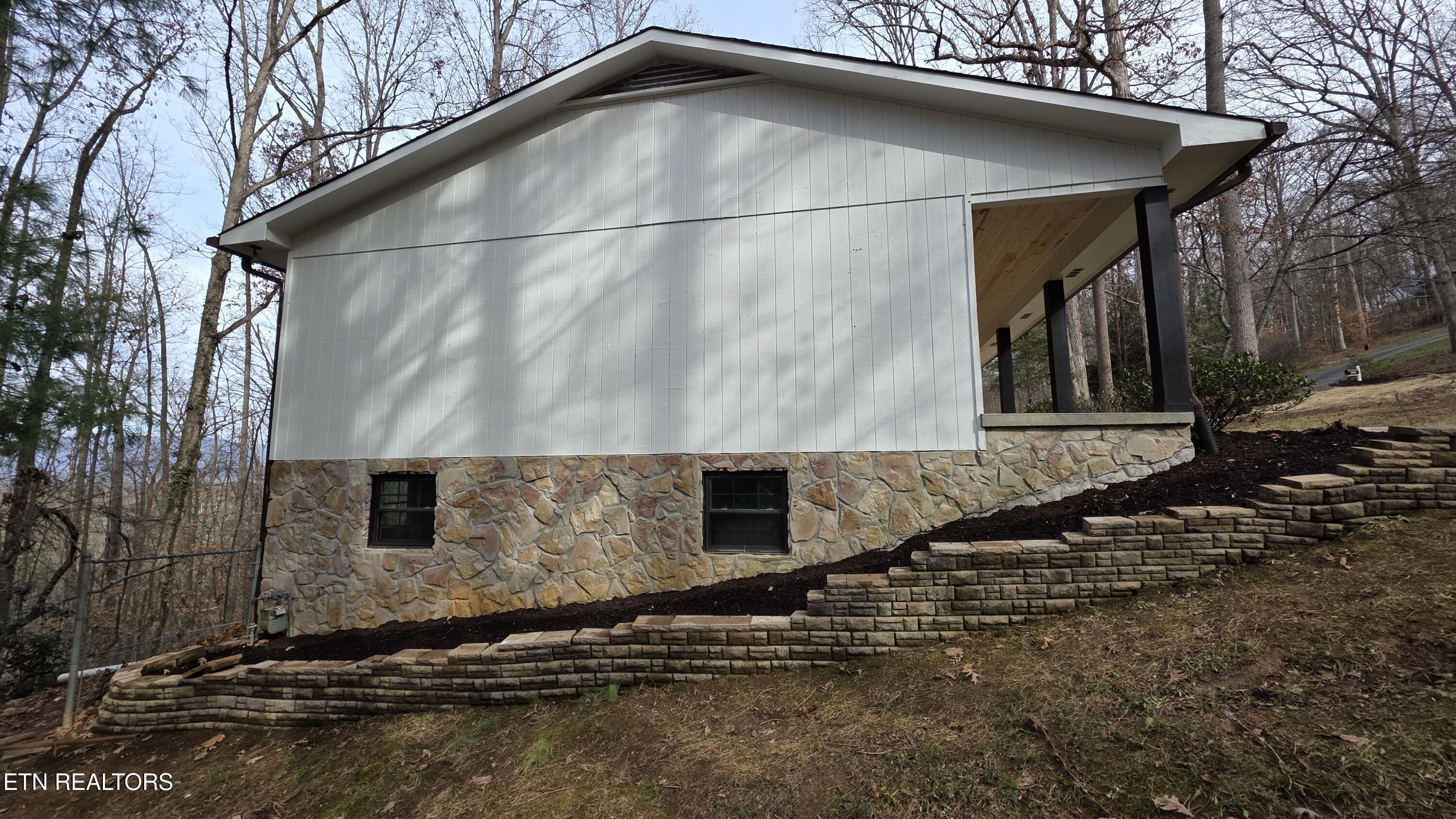 1135 West Outer Drive Oak Ridge, TN 37830 - Photo 6 of 59 1000007224