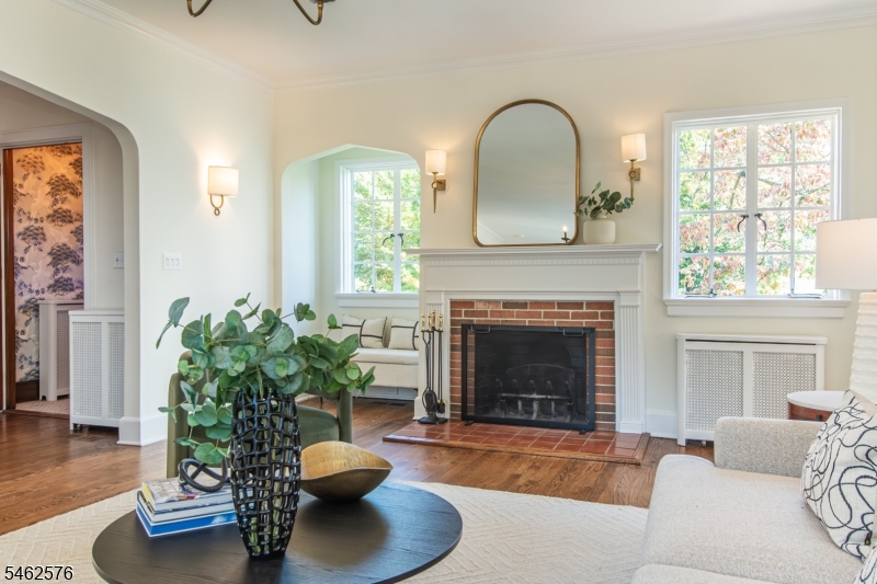 496 Ridgewood Avenue Glen Ridge, NJ 07028 - Photo 10 of 50 Gallery Image 10