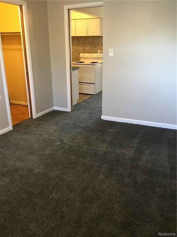 22999 West Seven Mile Road, Unit 18 Detroit, MI 48219 - Photo 7 of 12