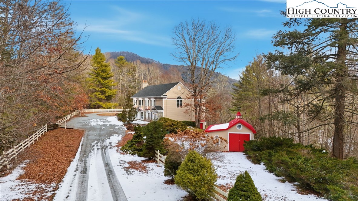 1644 Broadstone Road Banner Elk, NC 28604 - Photo 4 of 49