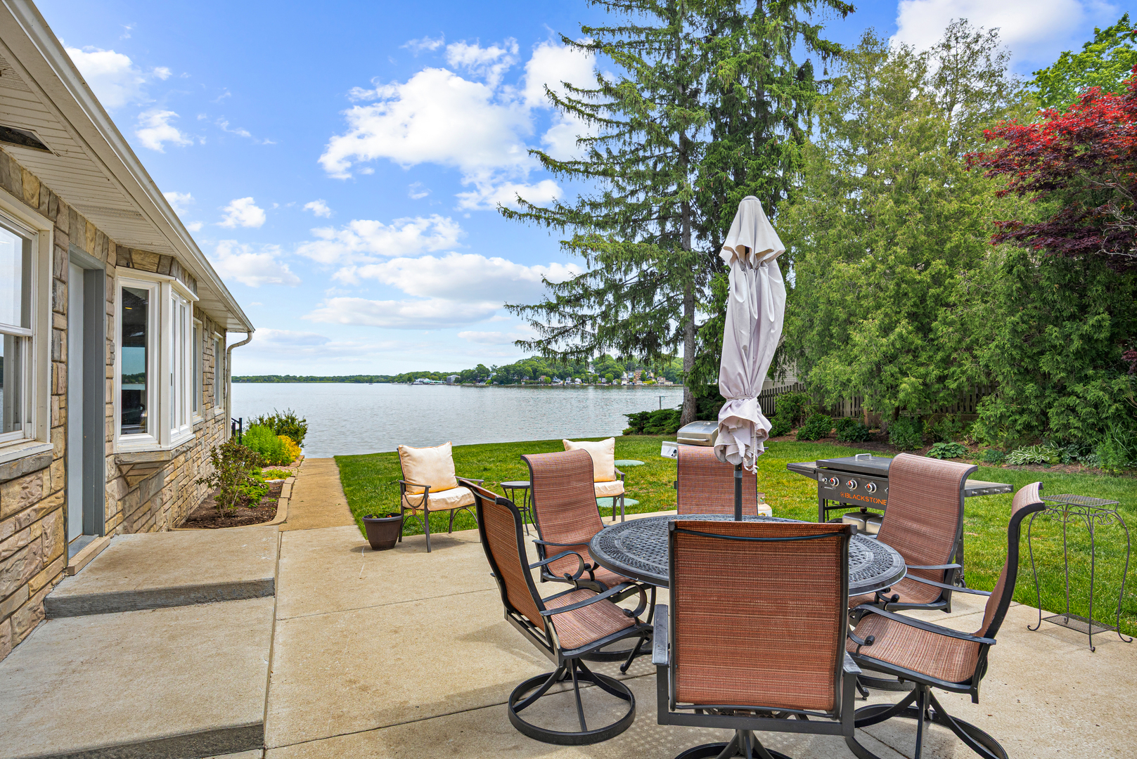 183 Riverside Island Drive Fox Lake, IL 60020 - Photo 3 of 35 Gallery Image 3