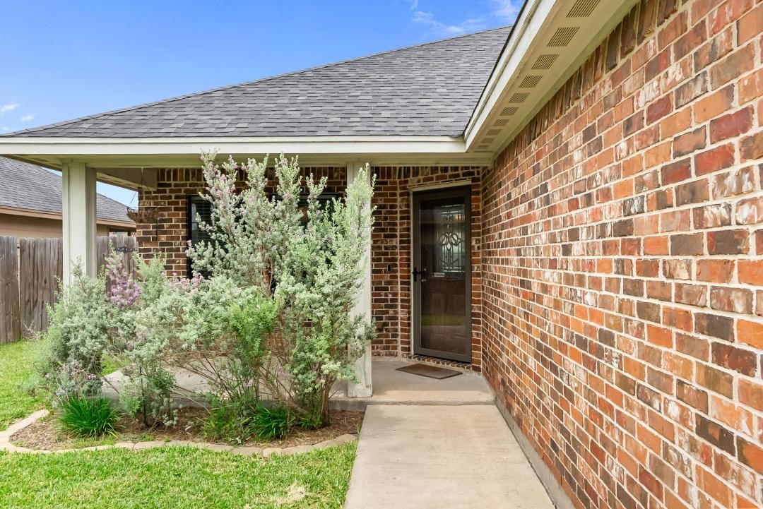 4328 Bratton Road Corpus Christi, TX 78413 - Photo 2 of 24 a view of a patio with table and chairs and potted plants