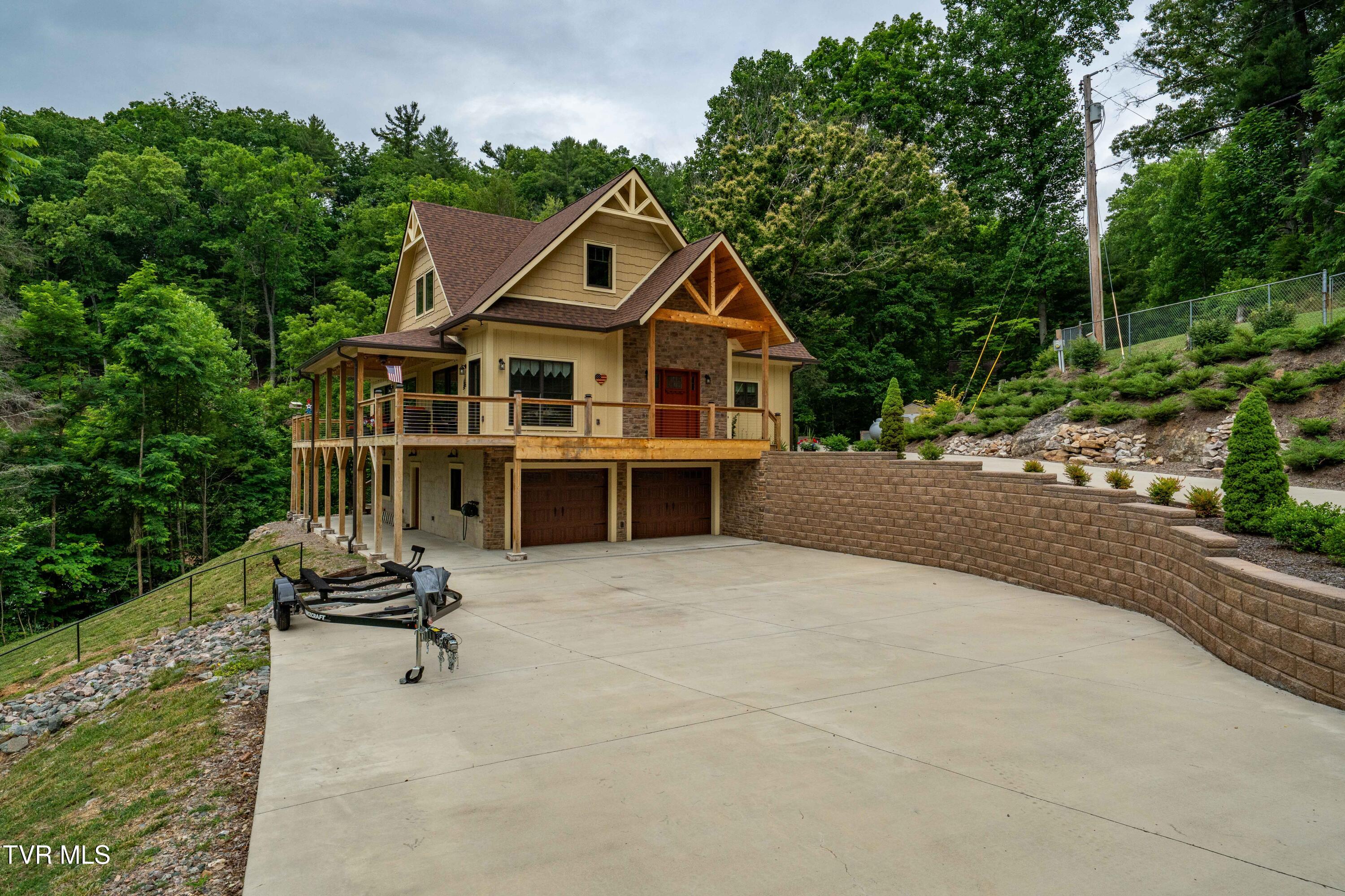 175 Lakeside Drive Butler, TN 37640 - Photo 89 of 102 175 Lakeside Dr (55 of 117)