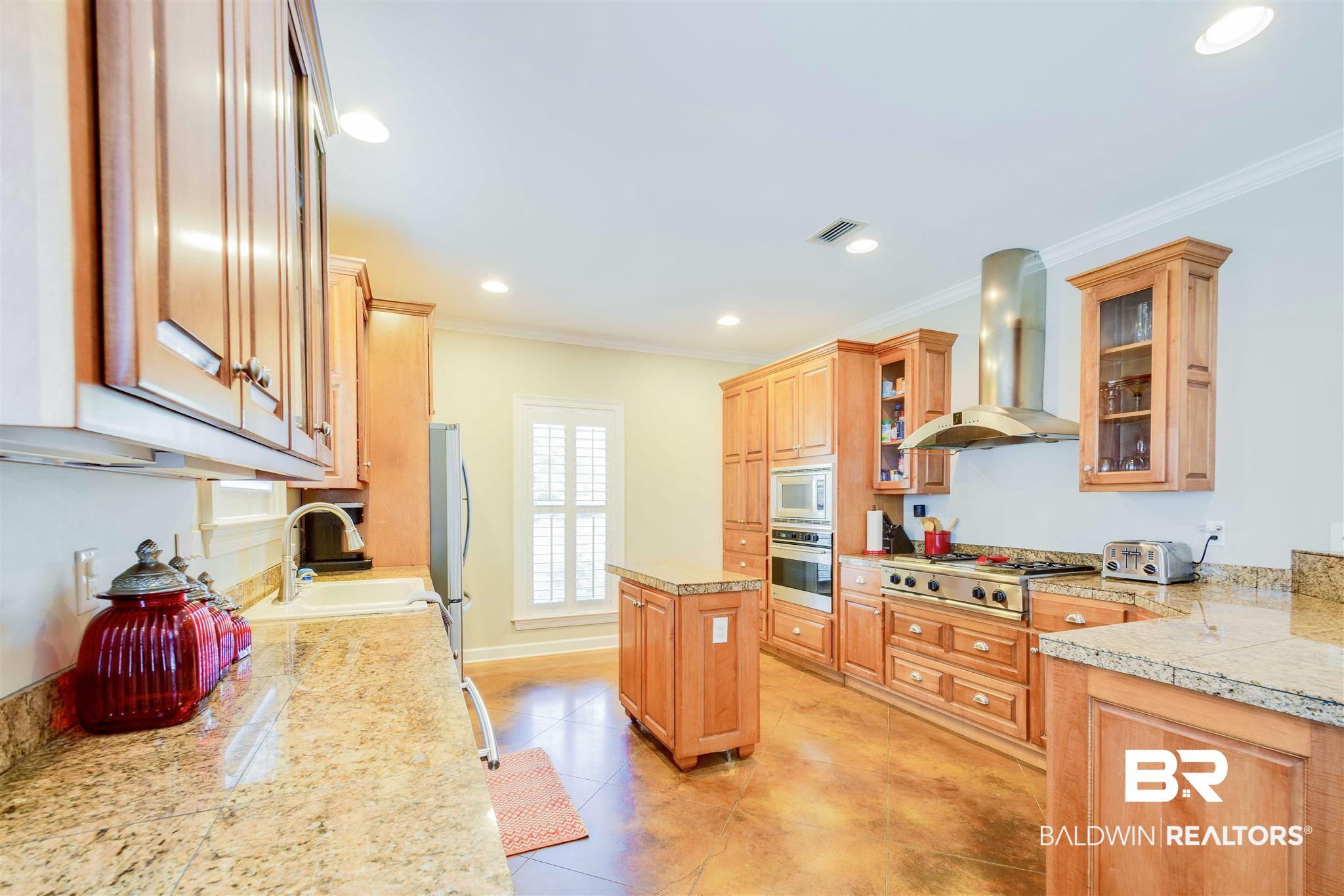 9018 Parliament Circle Daphne, AL 36526 - Photo 5 of 38