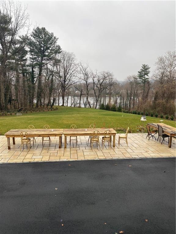 314 Mill Hill Road Nassau County, NY 11765 - Photo 22 of 23