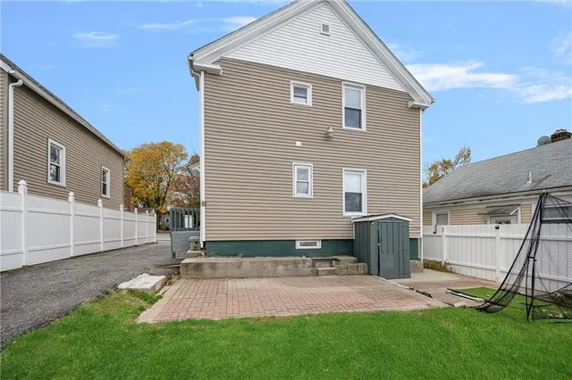 $2,500 | 149 Pomona Avenue, Unit 1, Providence, RI 02908