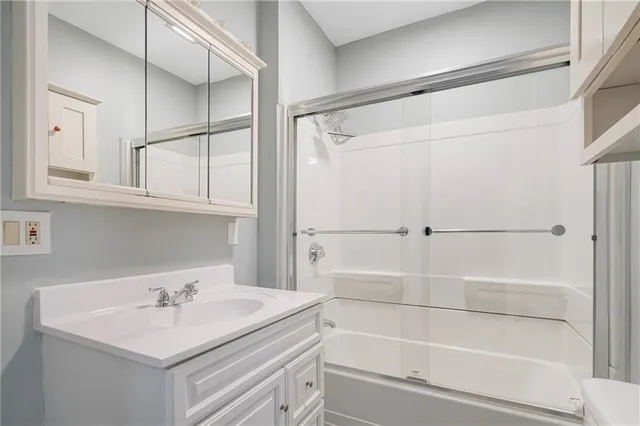 $2,500 | 149 Pomona Avenue, Unit 1, Providence, RI 02908