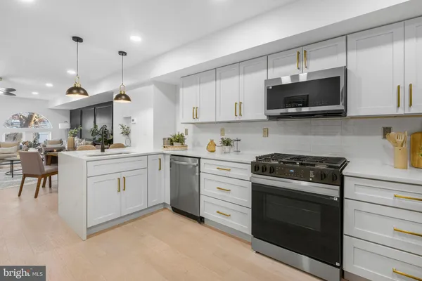 $289,900 | 1802 East Lafayette Avenue, Baltimore, MD 21213