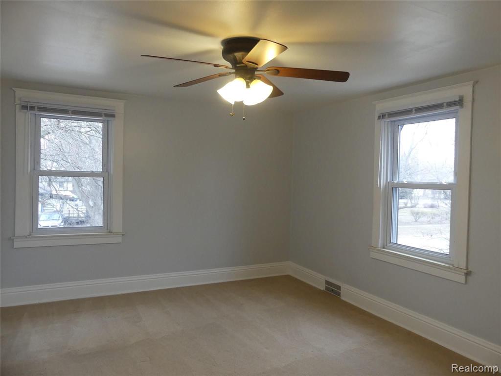 35449 Currier Street Wayne, MI 48184 - Photo 18 of 27