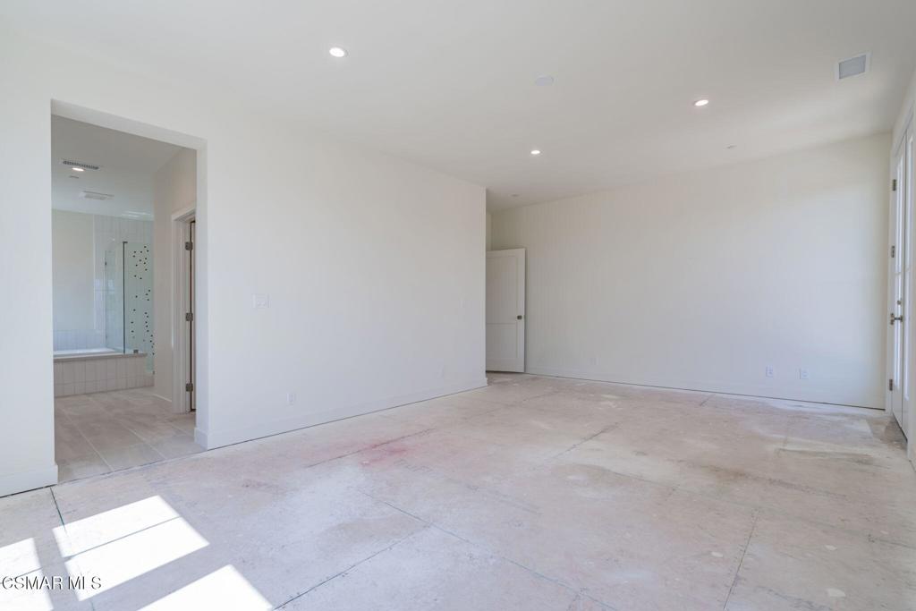 4699 Summit Avenue Simi Valley, CA 93063 - Photo 32 of 64