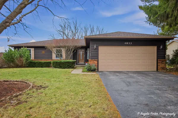$389,000 | 4833 Eastwood Court, Waukegan, IL 60083