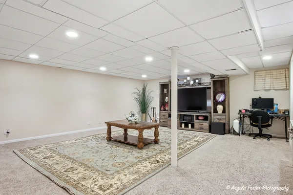 $389,000 | 4833 Eastwood Court, Waukegan, IL 60083