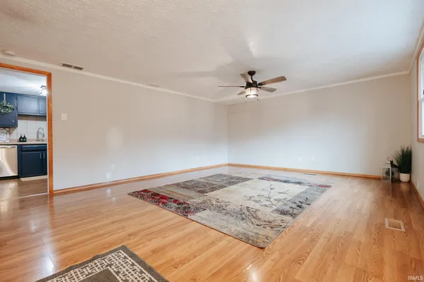 $275,000 | 2655 Brown Chapel Road, Boonville, IN 47601