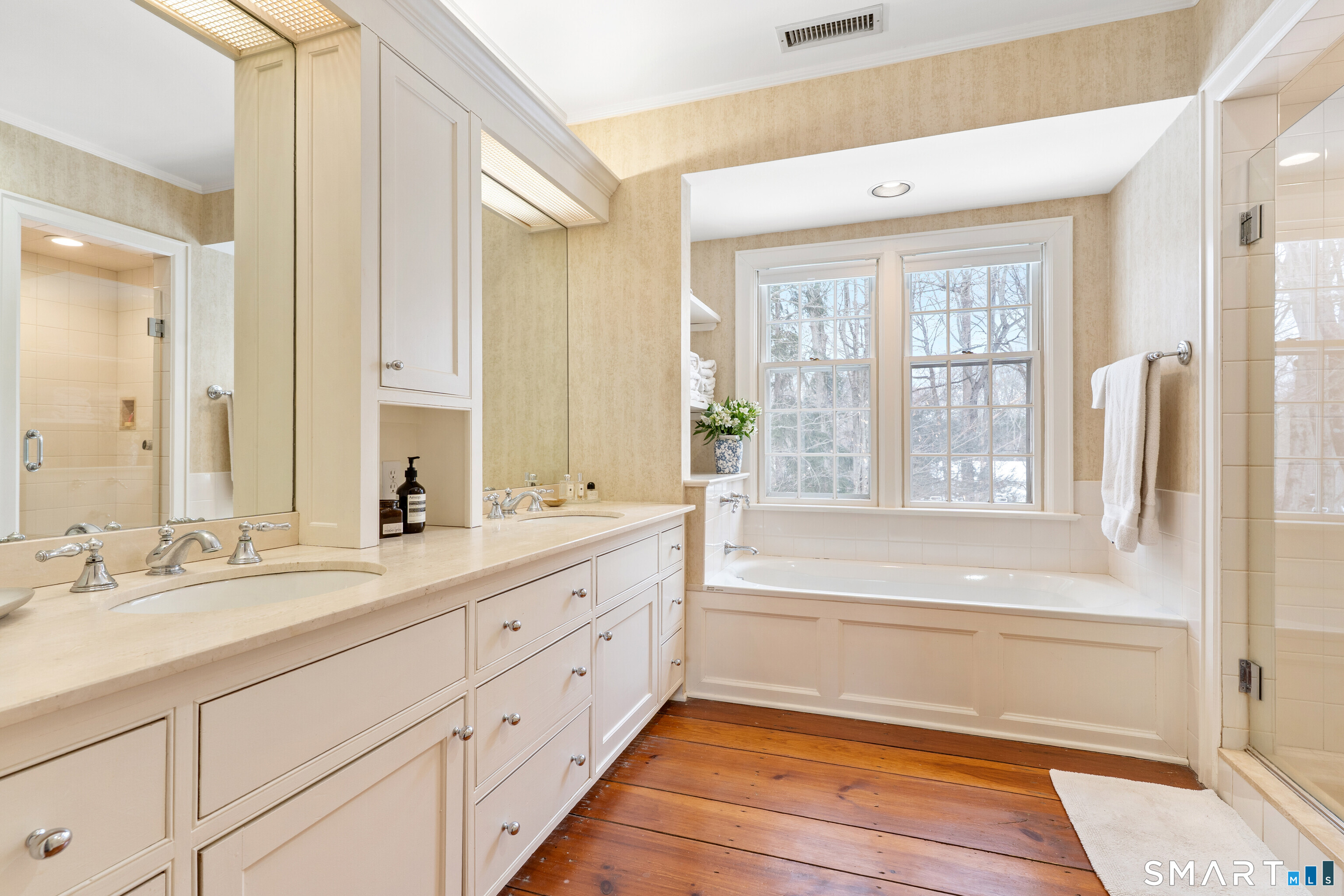 128 Grumman Hill Road Wilton, CT 06897 - Photo 17 of 40