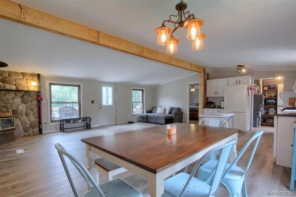 22476 Karr Road Belleville, MI 48111 - Photo 10 of 25