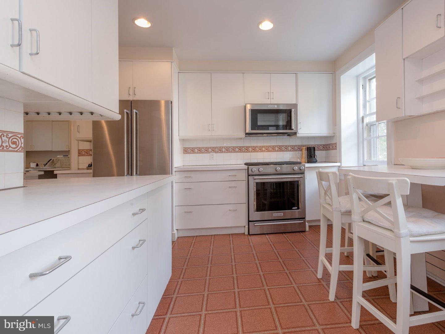 1701 Harris Road Glenside, PA 19038 - Photo 10 of 25 Kitchen