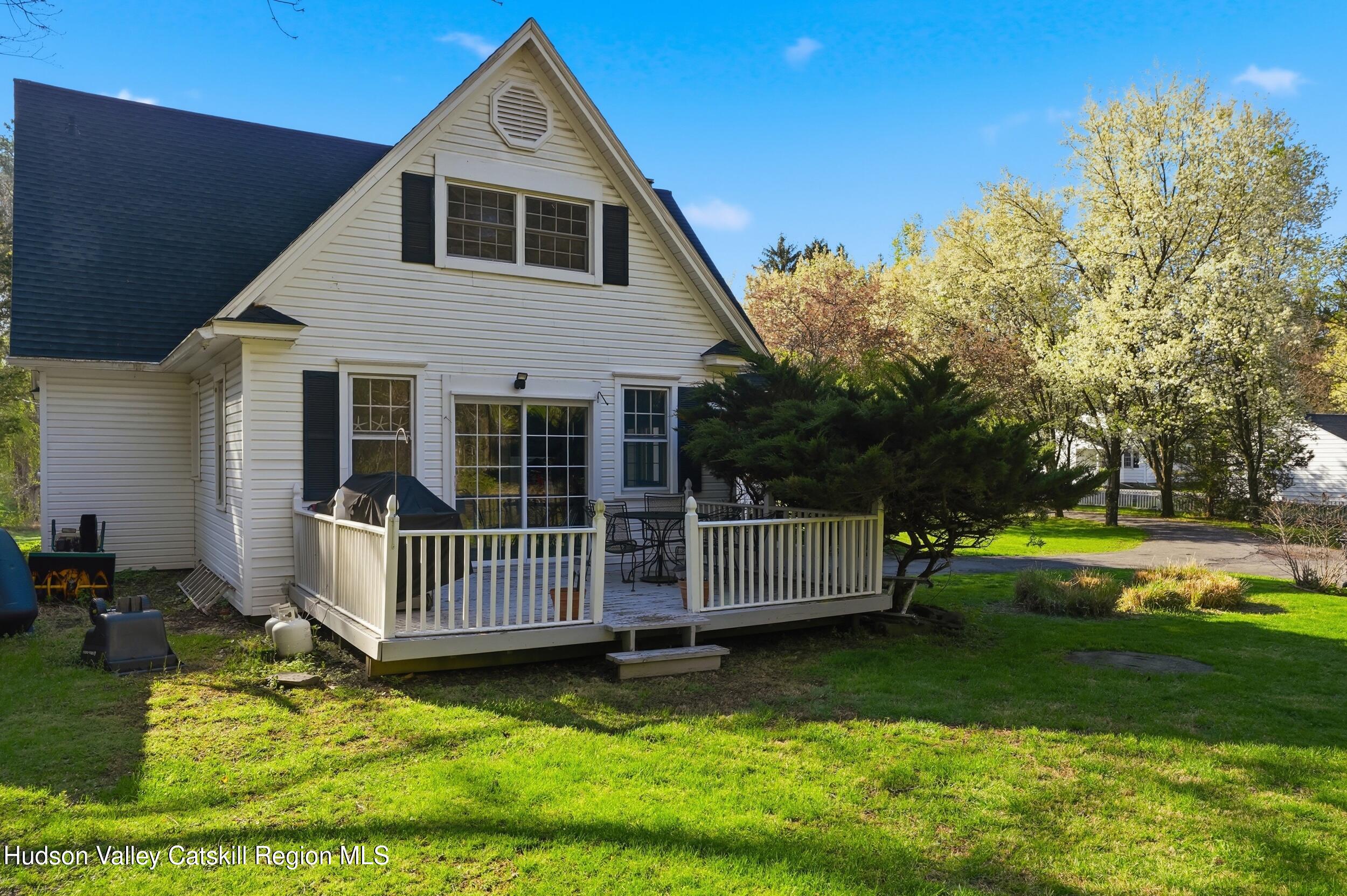 3619 Atwood Road Stone Ridge, NY 12484 - Photo 4 of 30 12_landrum_media_015