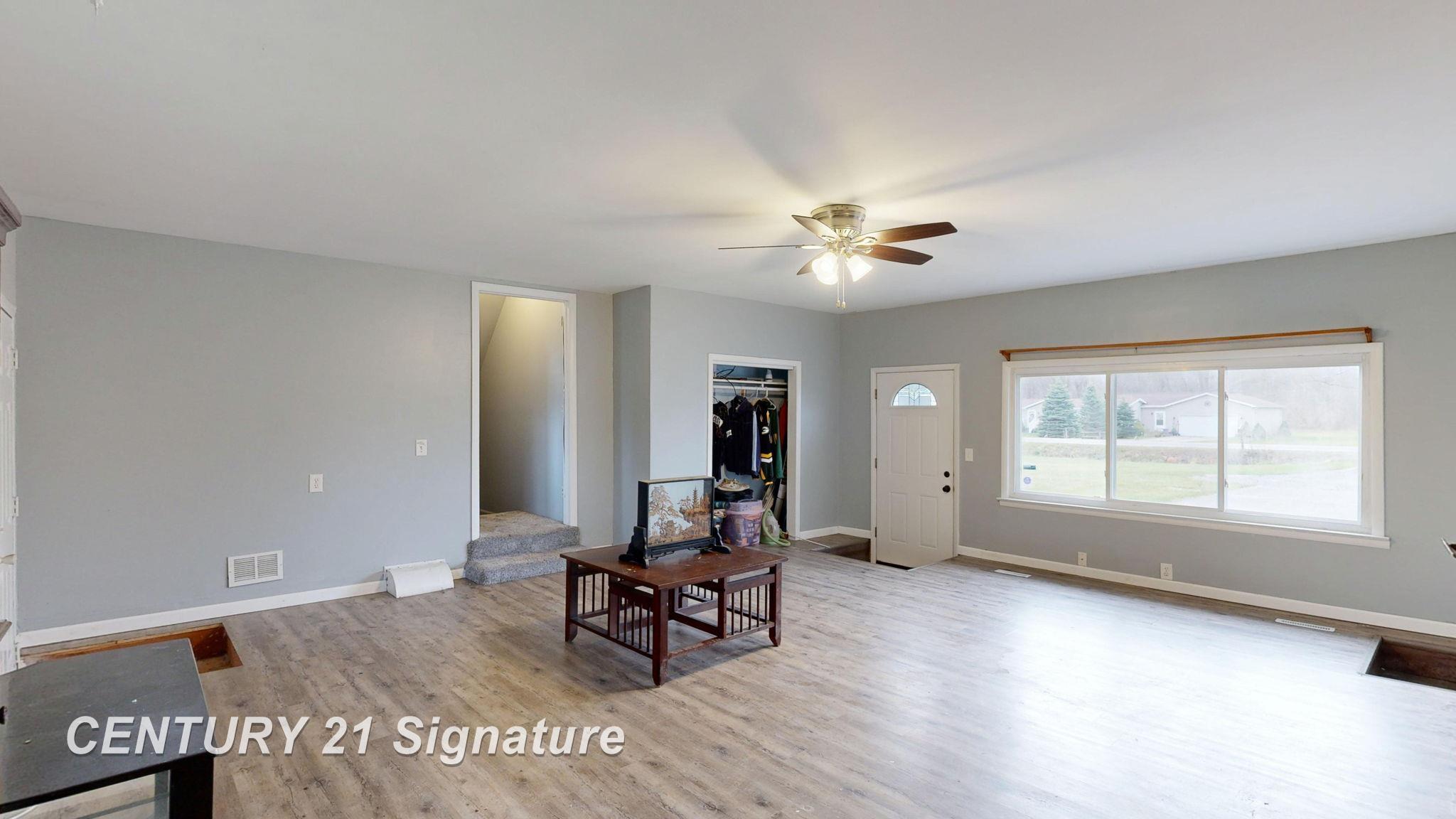 8168 North Vassar Road Mount Morris, MI 48458 - Photo 11 of 45 50161916-4fa03d5a-f0cc-4374-95ac-872625d7817b.JPG