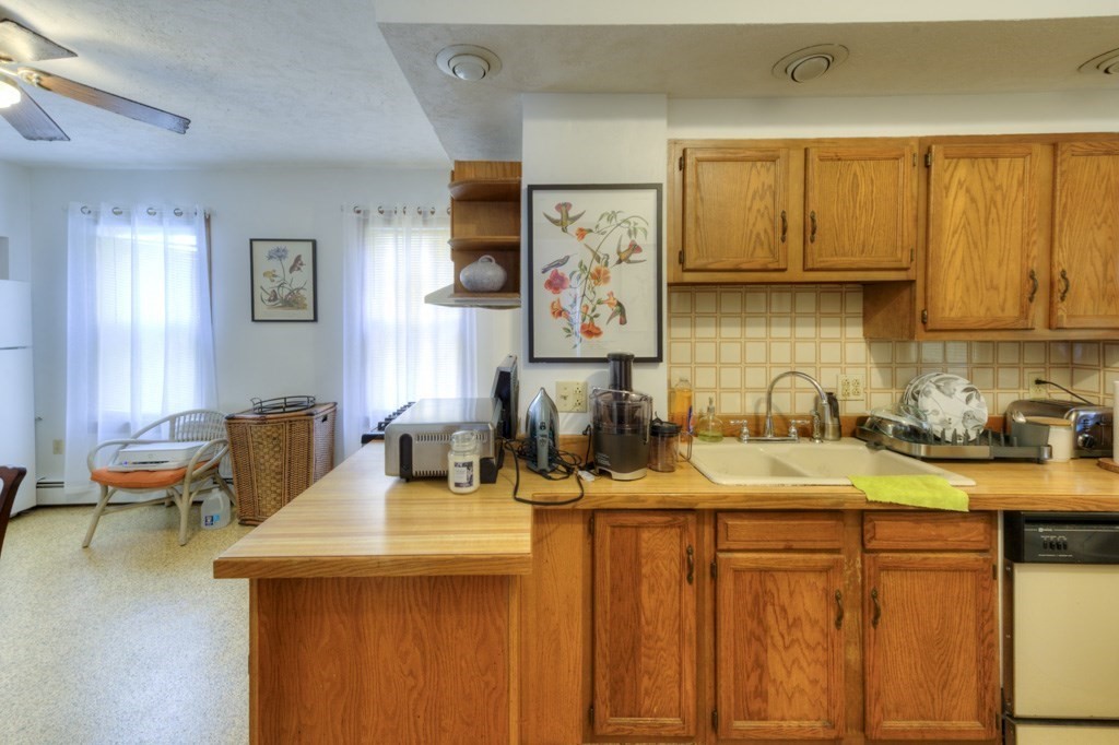 130 Kenberma Road Worcester, MA 01604 - Photo 12 of 30