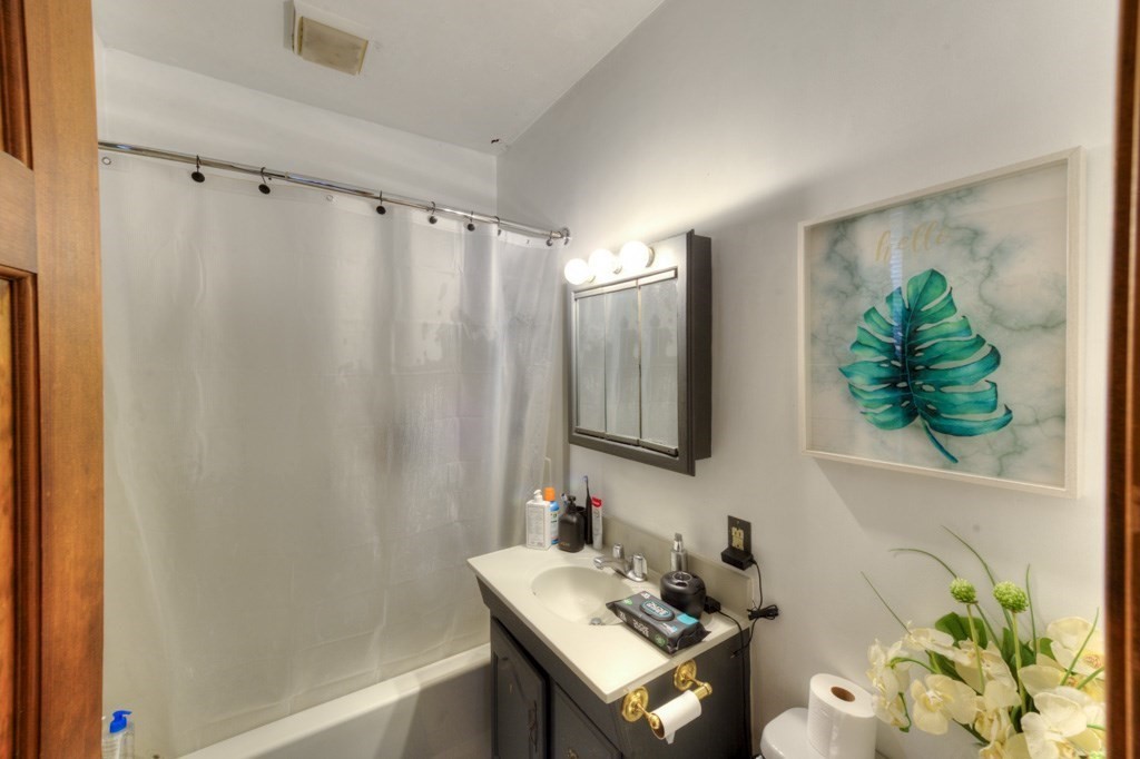 130 Kenberma Road Worcester, MA 01604 - Photo 17 of 30