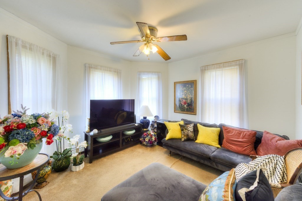 130 Kenberma Road Worcester, MA 01604 - Photo 6 of 30