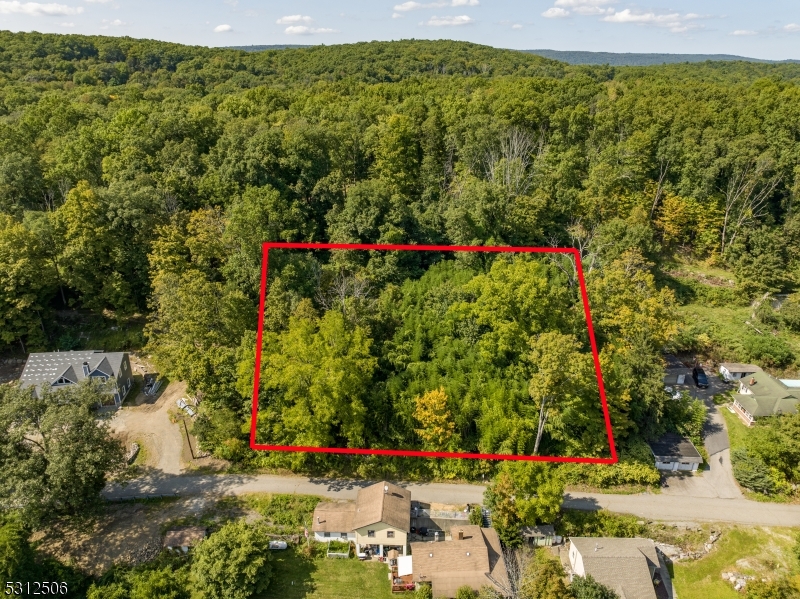 26 Old Road West Milford, NJ 07421 - Photo 7 of 8