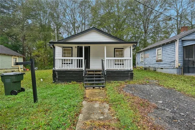 $135,000 | 5160 Avery Street Southwest, Covington, GA 30014