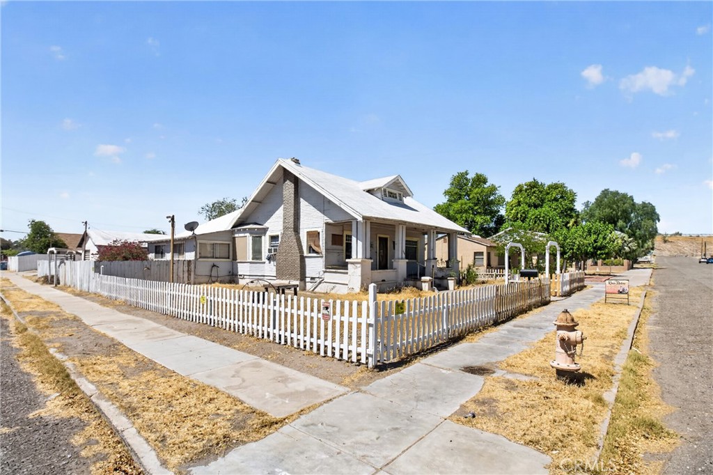 203 Walnut Street Needles, CA 92363 - Photo 27 of 32