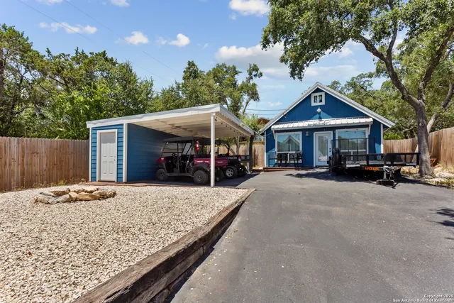 $459,000 | 1544 Trail Ridge Drive, Canyon Lake, TX 78133