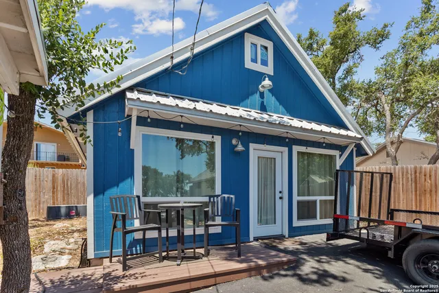 $459,000 | 1544 Trail Ridge Drive, Canyon Lake, TX 78133